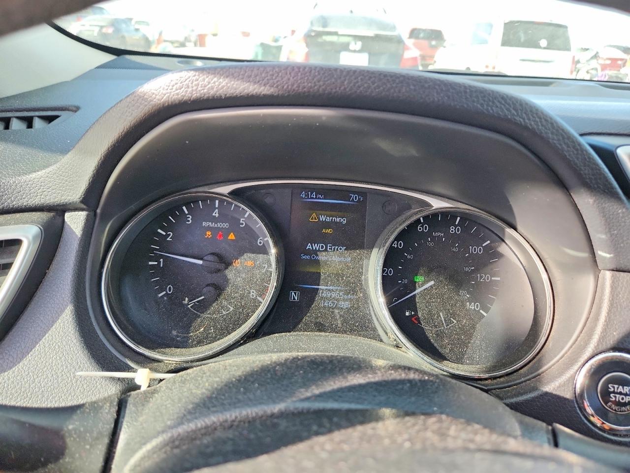 2015 NISSAN ROGUE