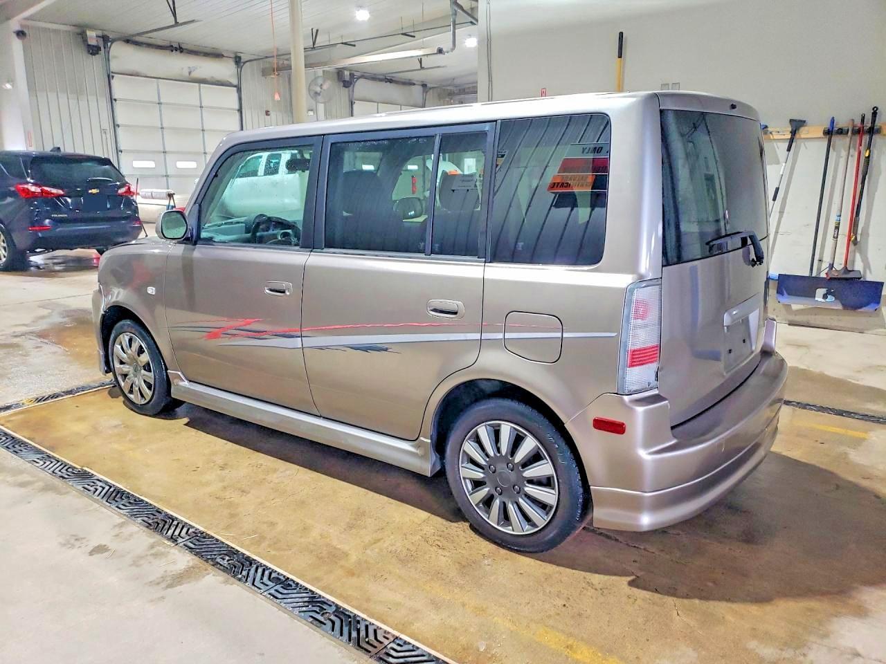 2006 SCION xB