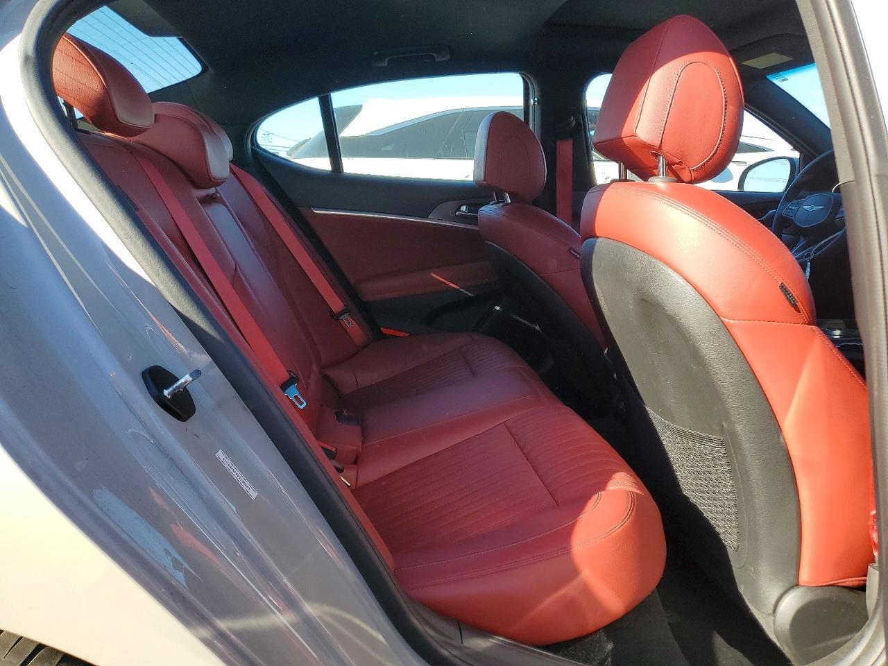 2024 GENESIS G70
