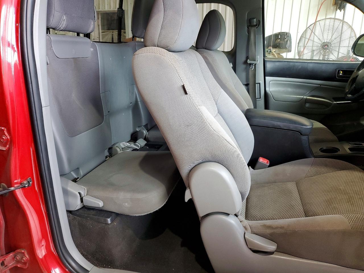 2012 TOYOTA TACOMA