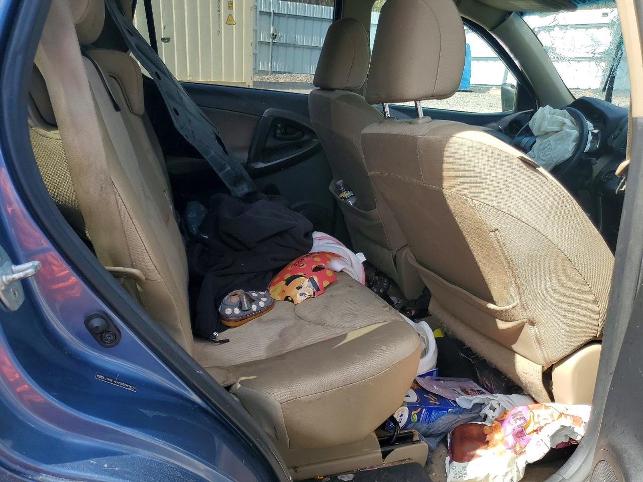 2011 TOYOTA RAV4
