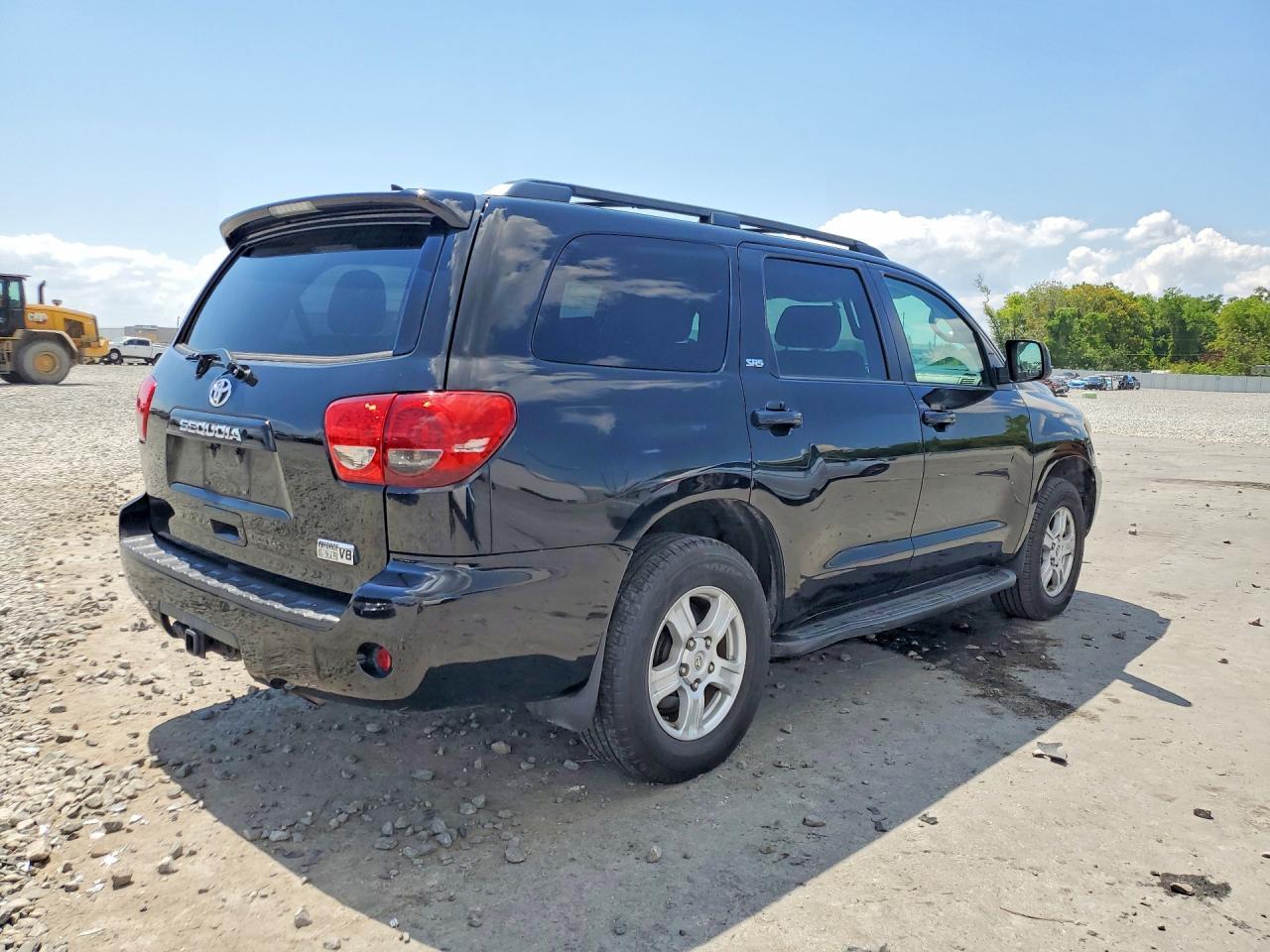 2016 TOYOTA Sequoia