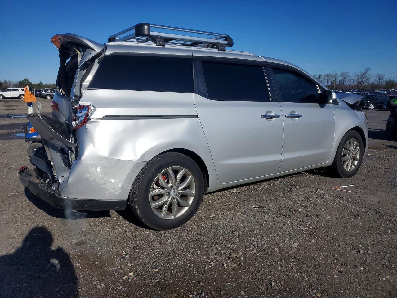 2019 KIA SEDONA