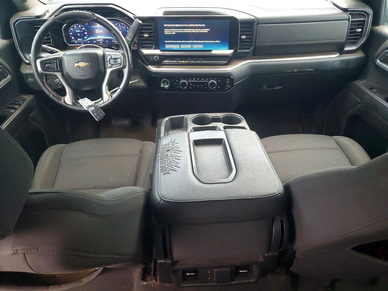 2022 CHEVROLET Silverado