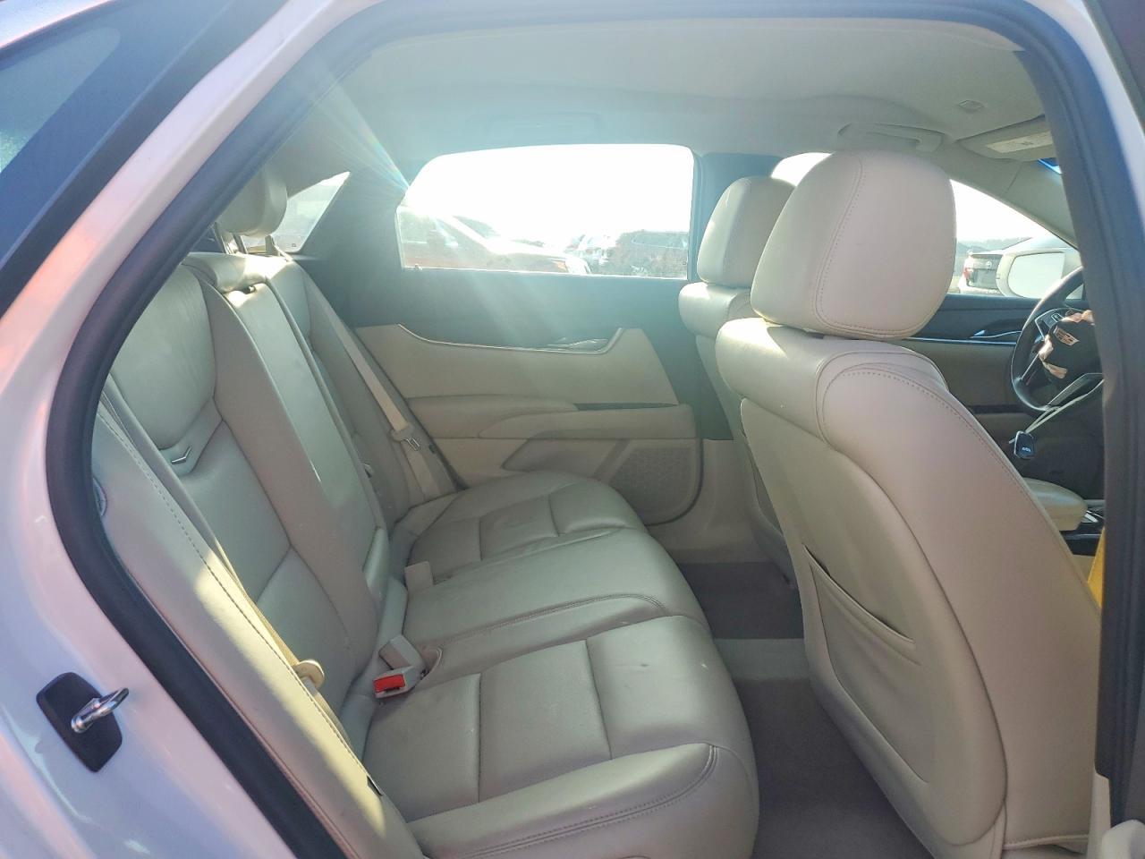 2016 CADILLAC XTS