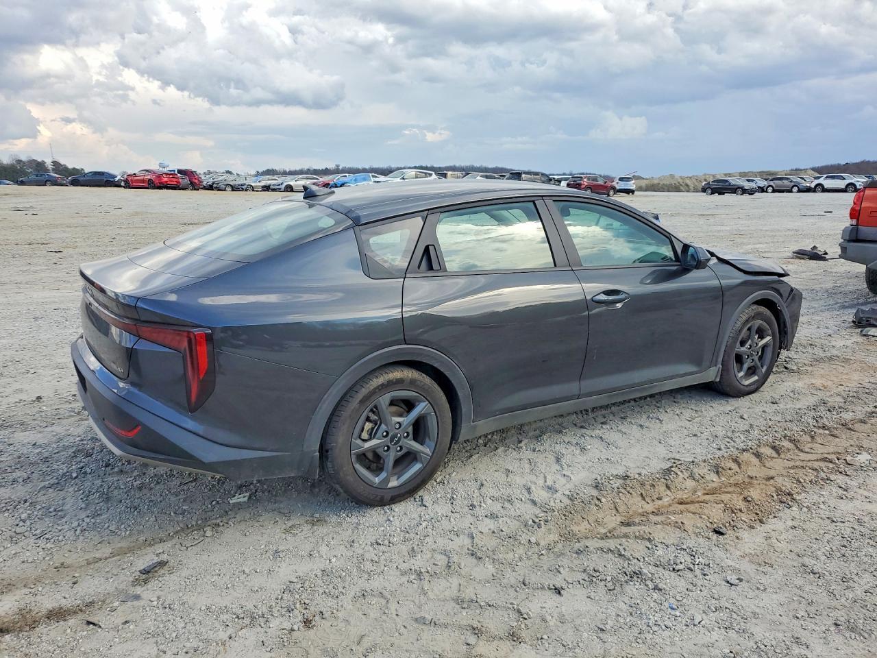 2025 KIA K4
