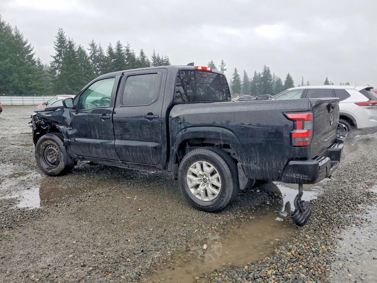 2022 NISSAN Frontier