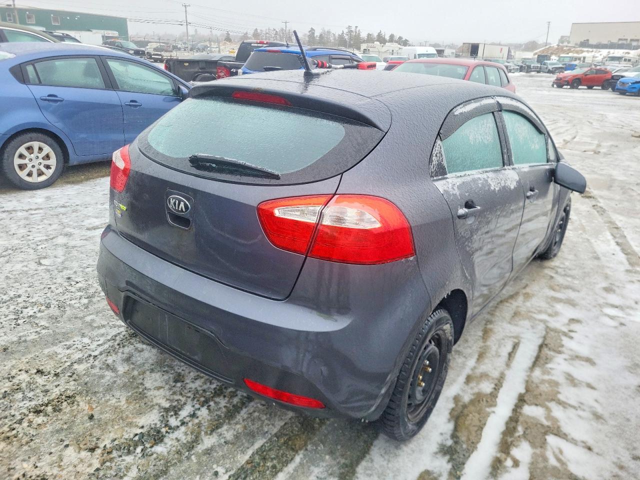 2013 KIA RIO