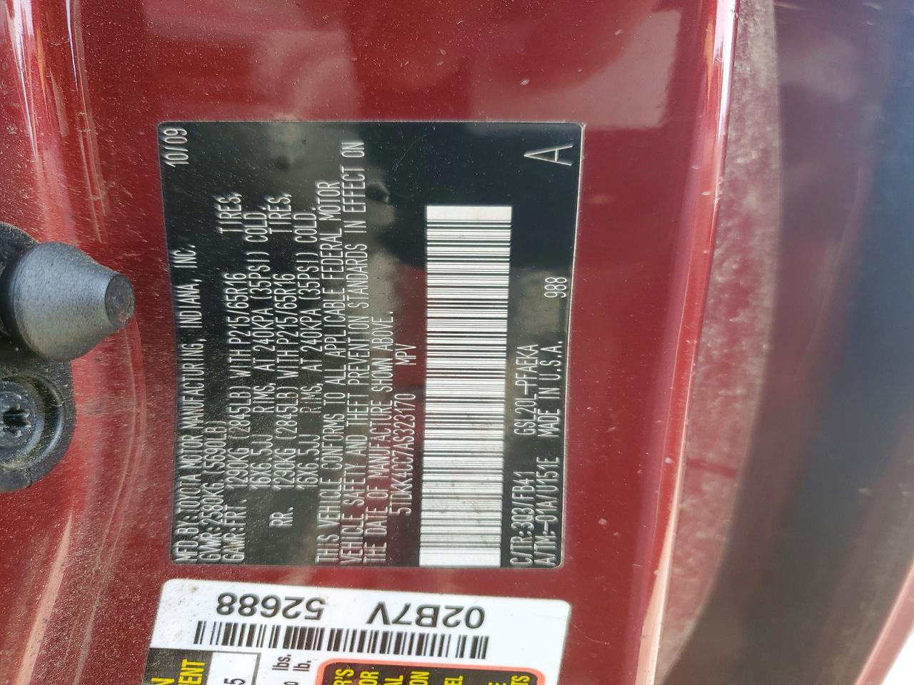 2010 TOYOTA SIENNA