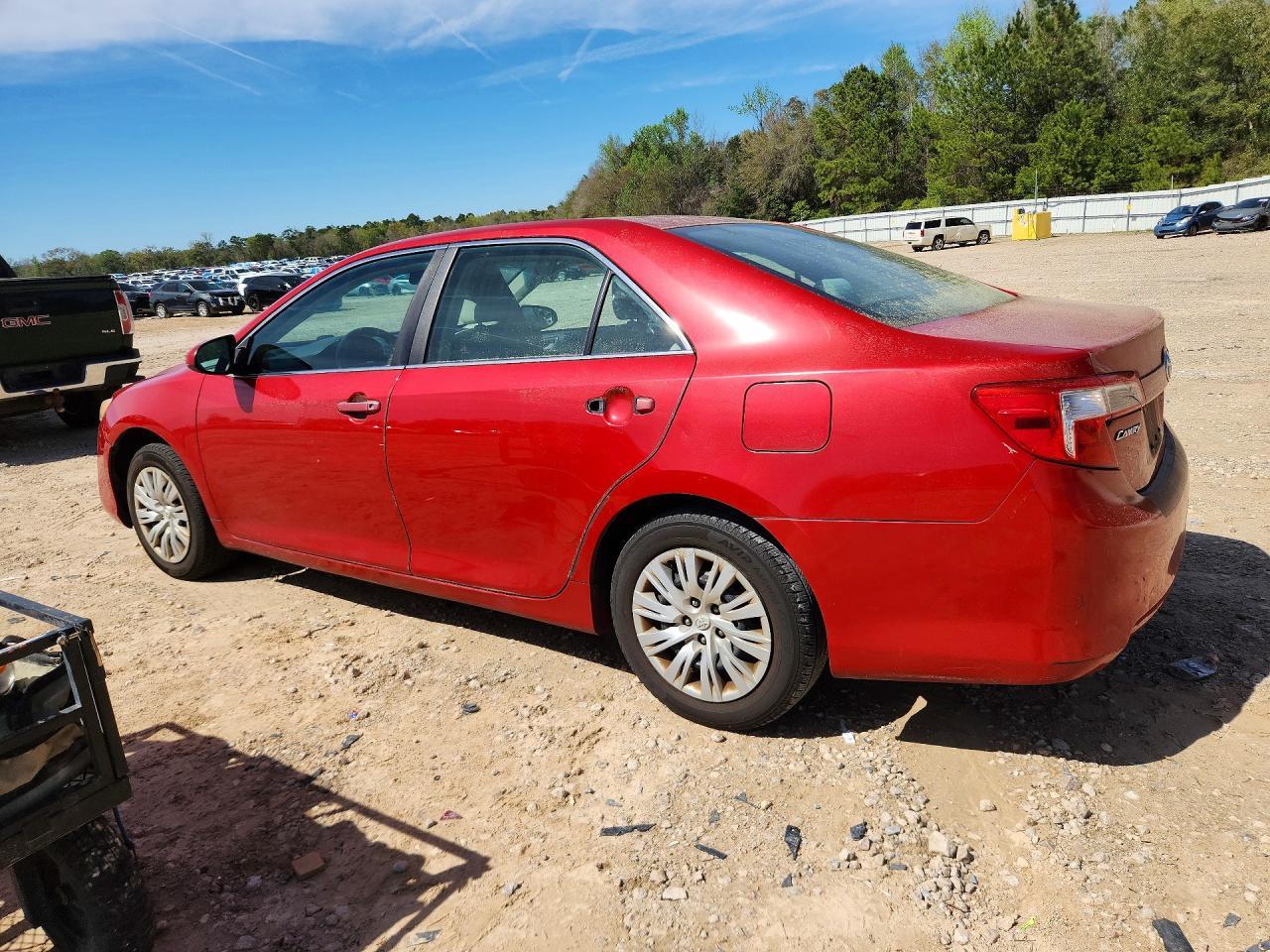 2012 TOYOTA CAMRY