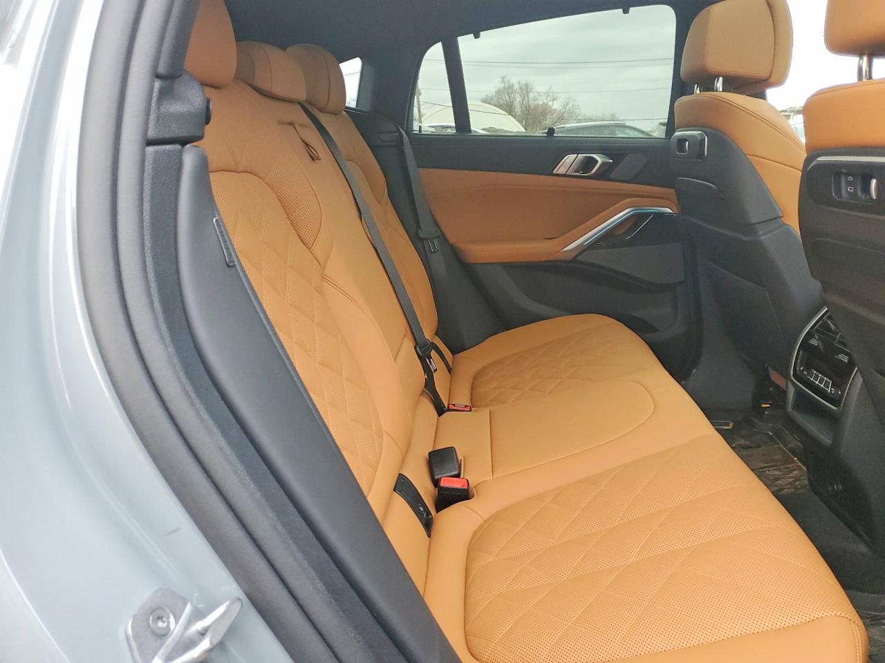 2026 BMW X6