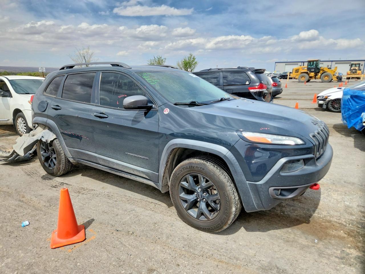 2018 JEEP CHEROKEE