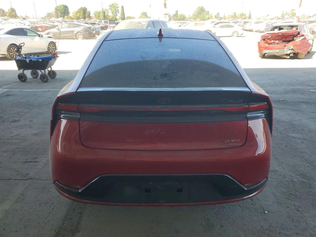 2024 TOYOTA PRIUS