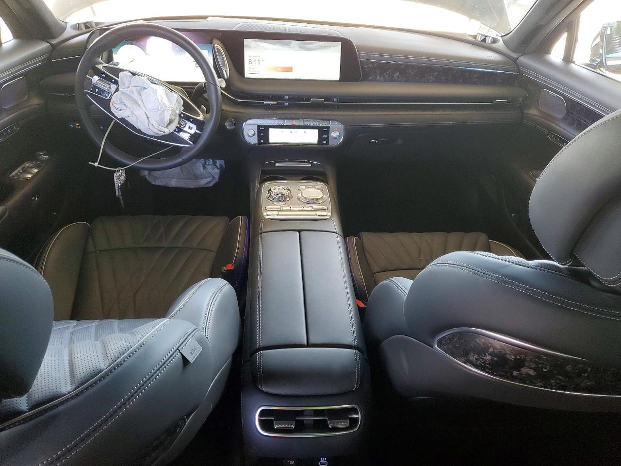 2024 GENESIS G90