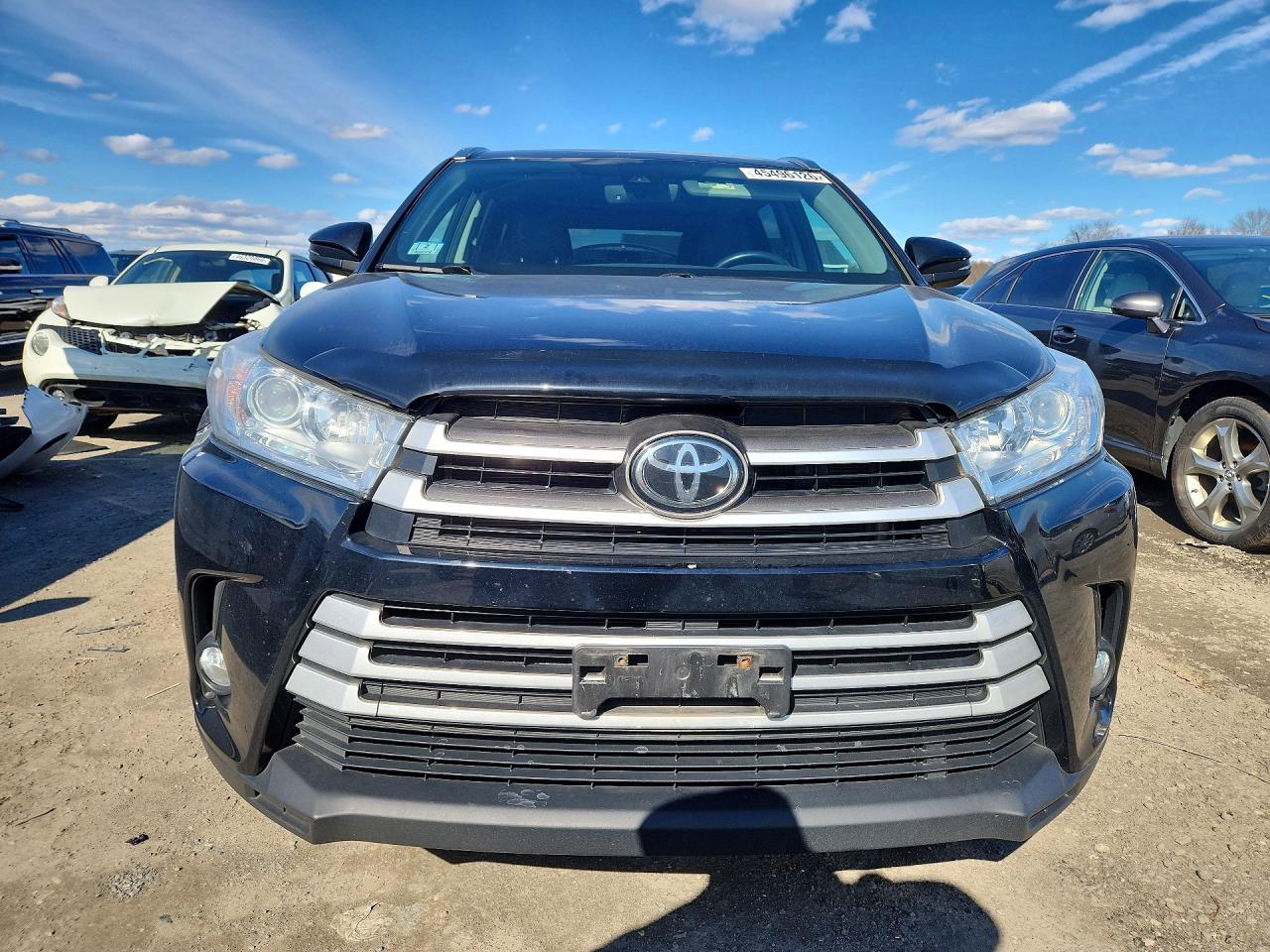 2018 TOYOTA HIGHLANDER