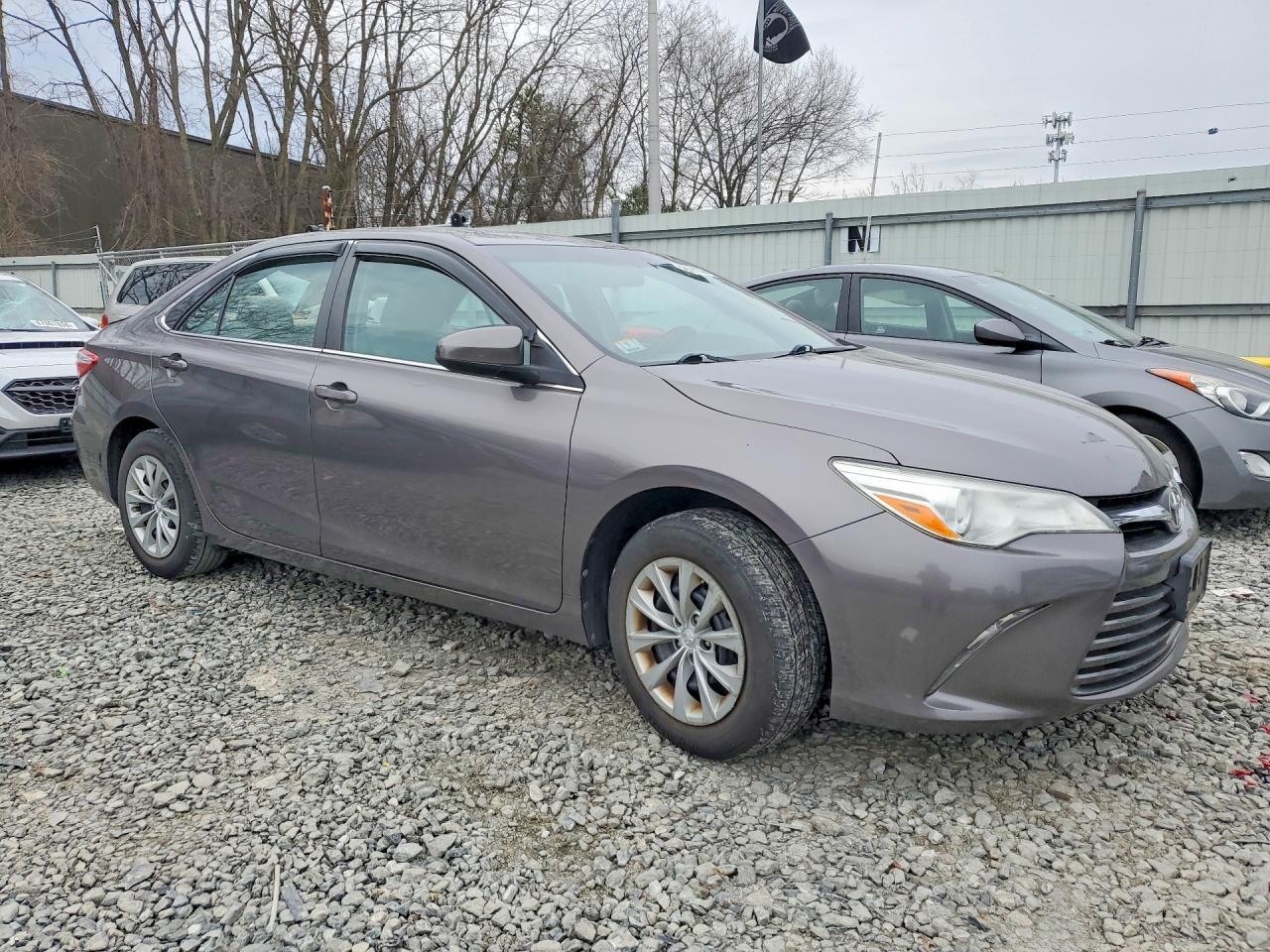 2017 TOYOTA CAMRY