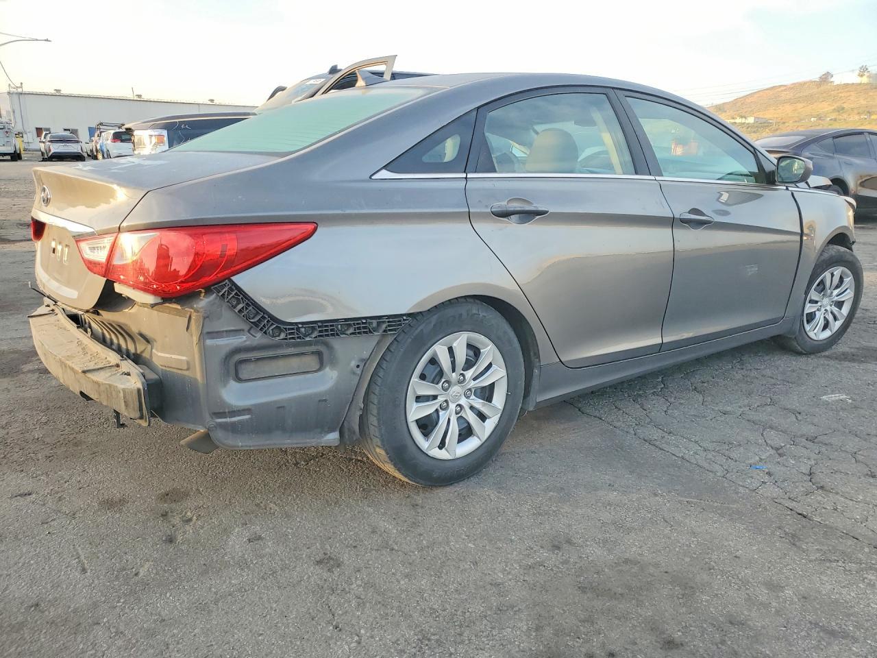 2012 HYUNDAI SONATA