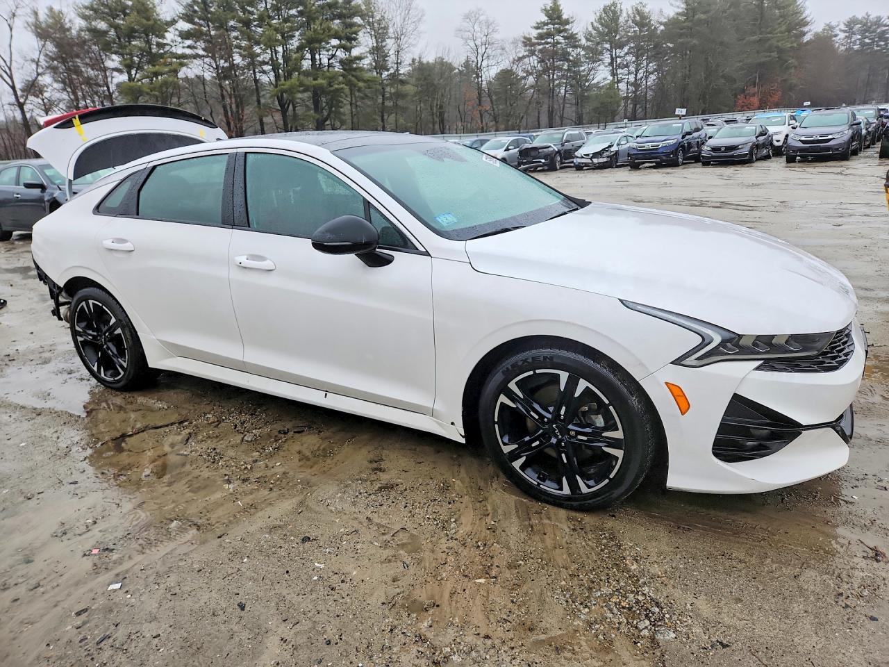 2022 KIA K5