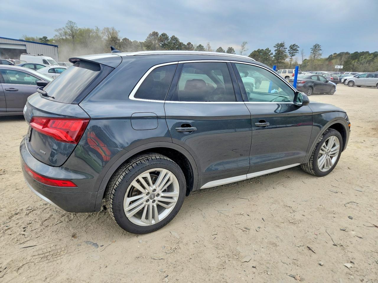2020 AUDI Q5