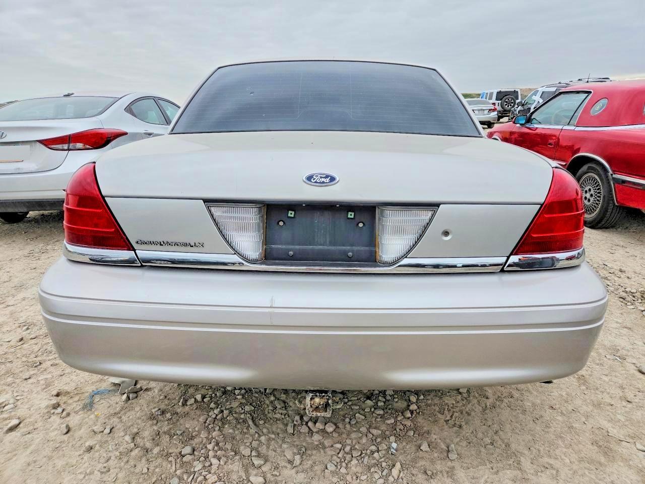 2008 FORD Crown Victoria