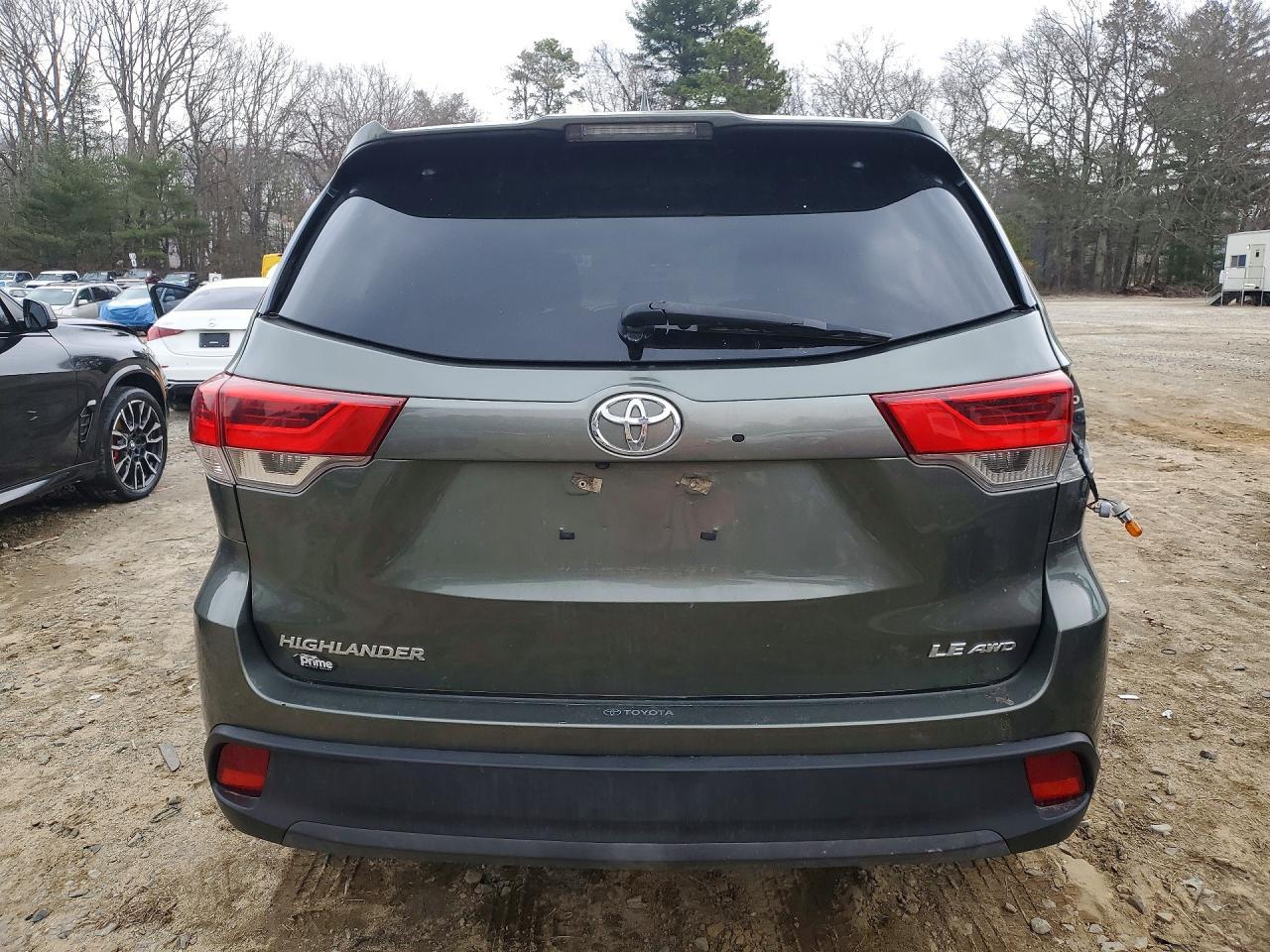 2018 TOYOTA HIGHLANDER