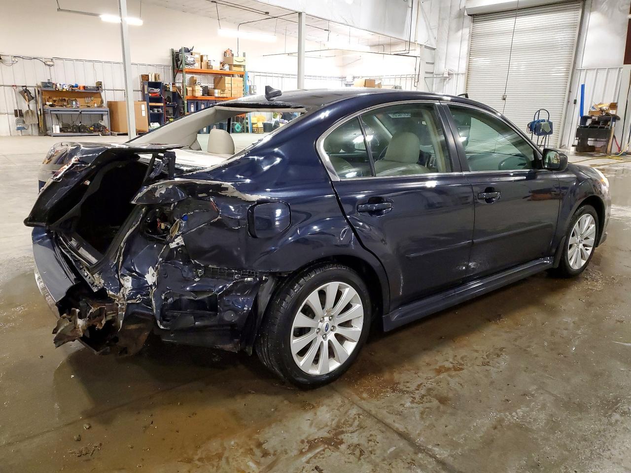 2012 SUBARU Legacy