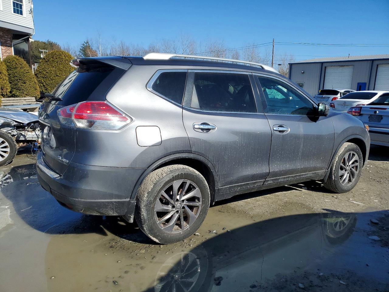 2016 NISSAN ROGUE