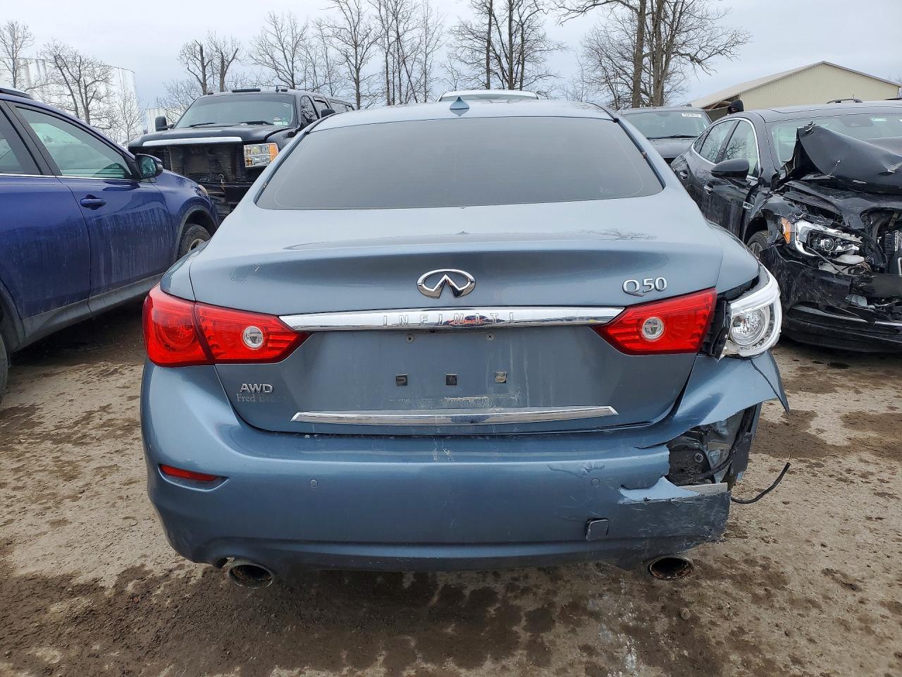 2016 INFINITI Q50