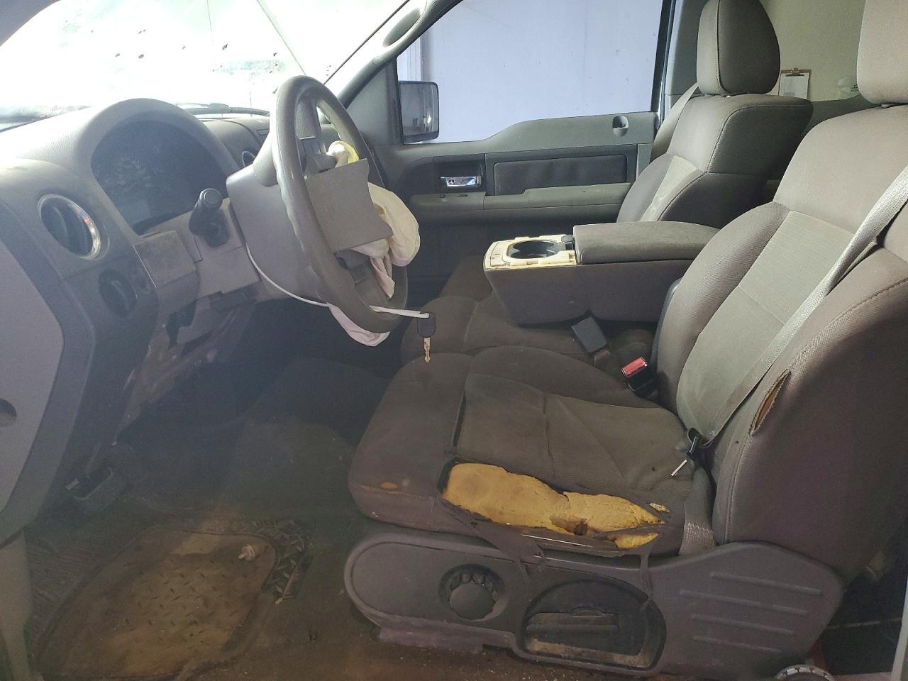 2004 FORD F-150 Lightning