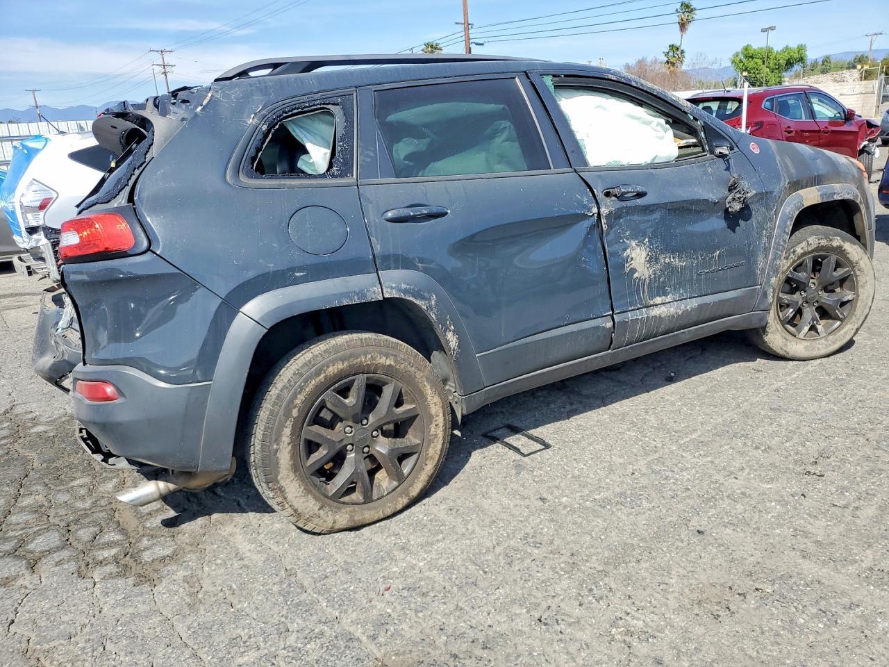 2017 JEEP CHEROKEE