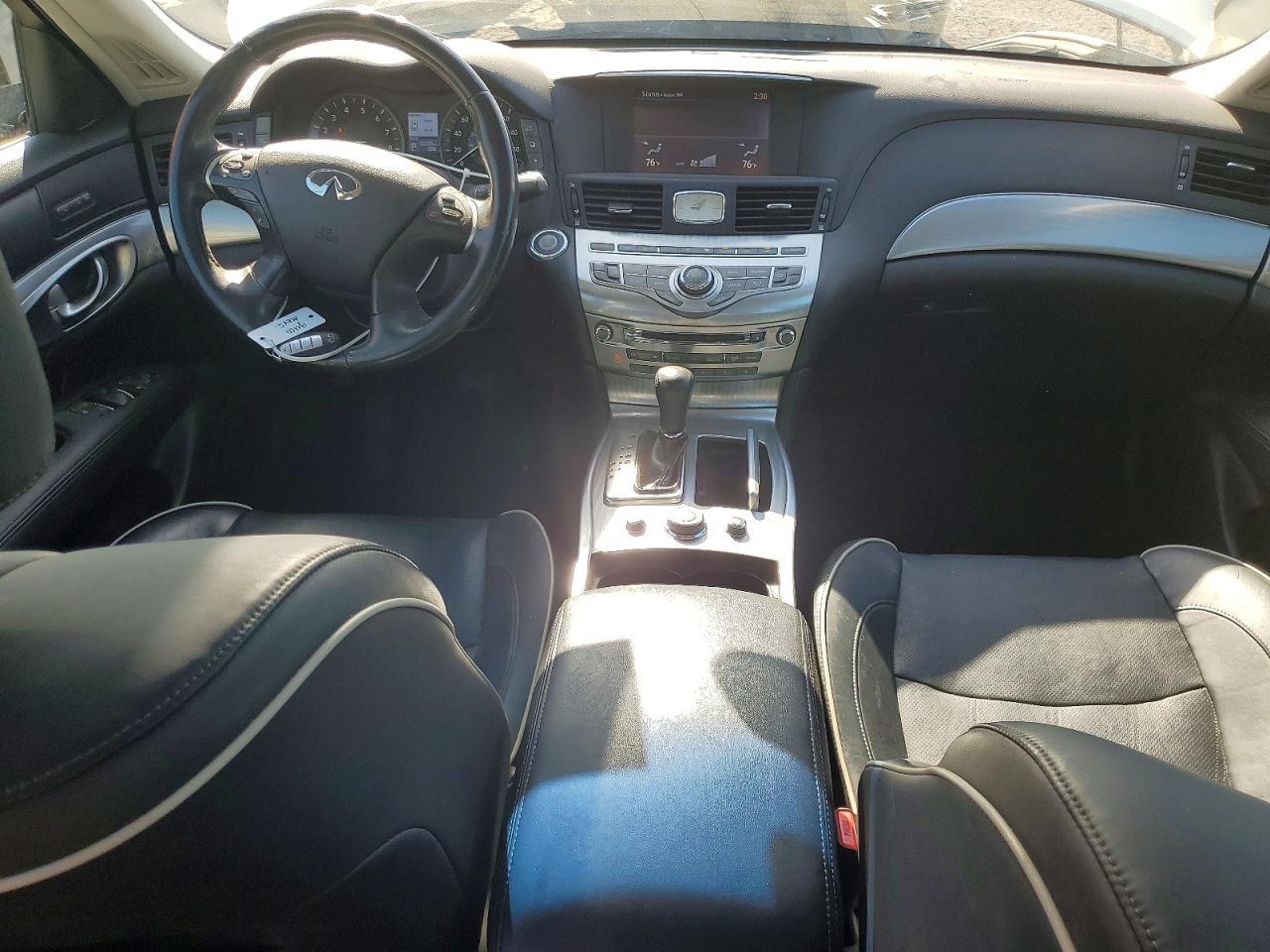 2016 INFINITI Q70