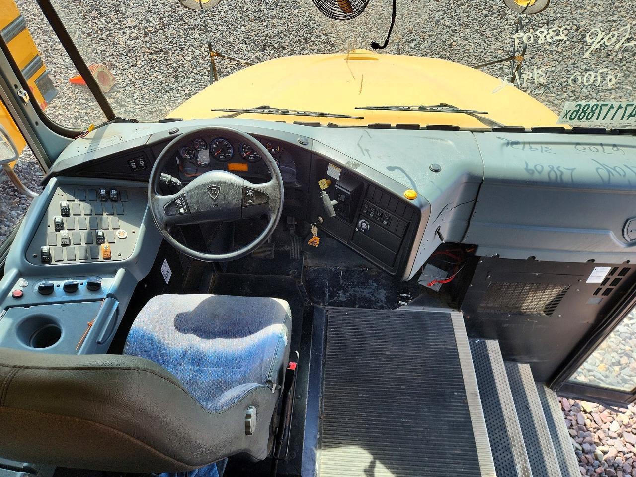 2013 PETERBILT
