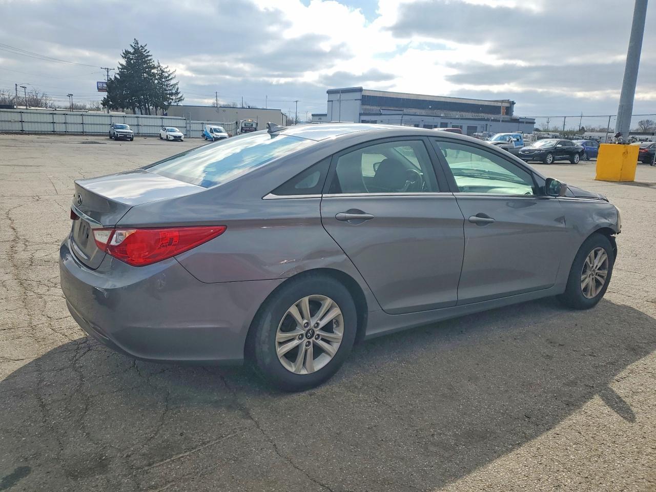 2012 HYUNDAI SONATA