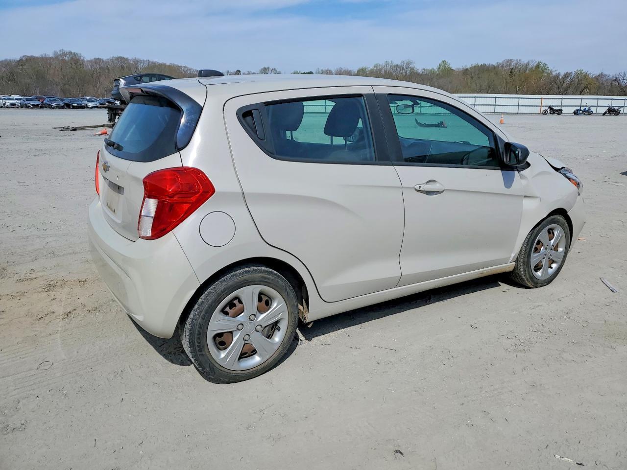 2019 CHEVROLET Spark