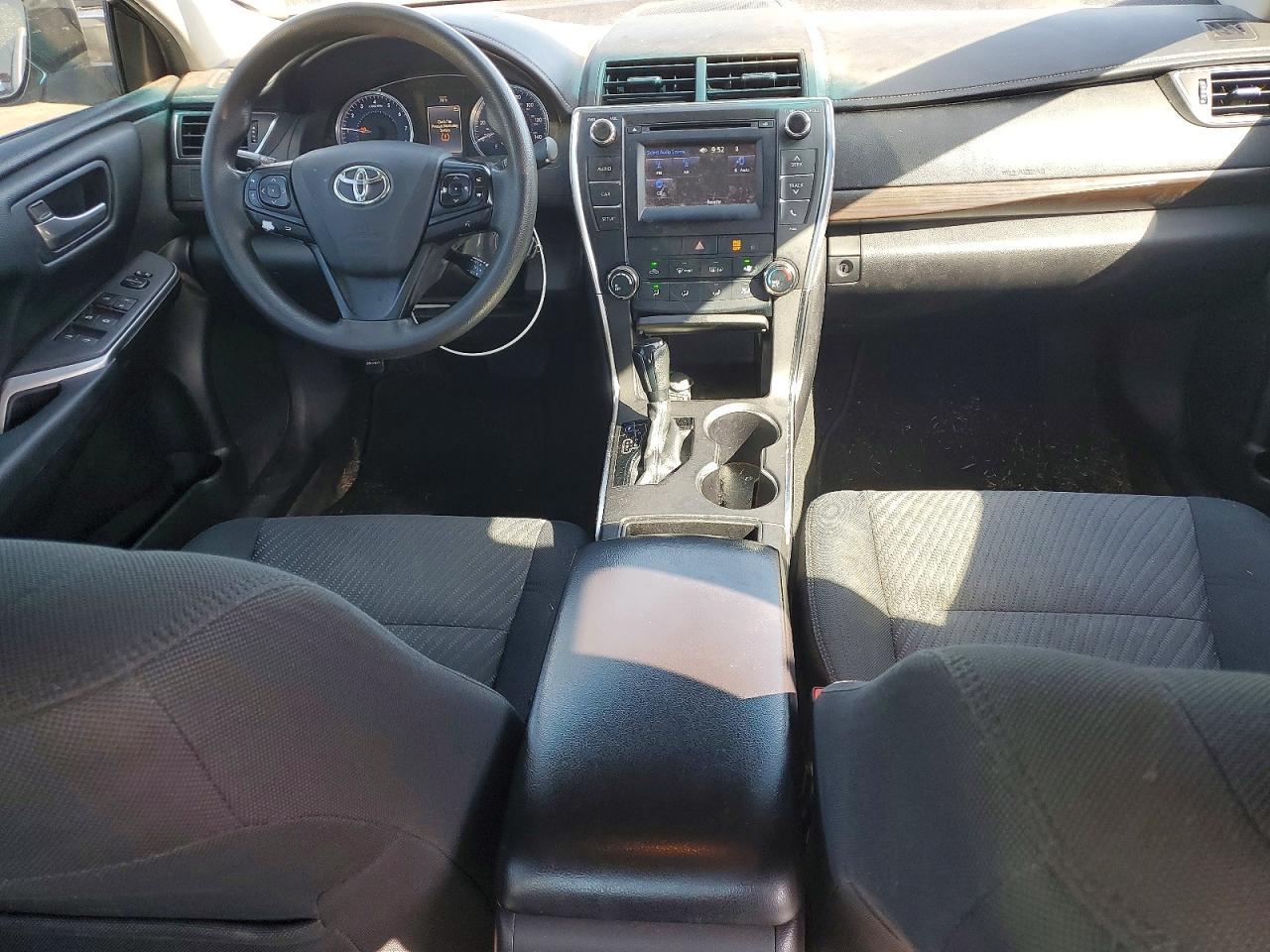 2016 TOYOTA CAMRY