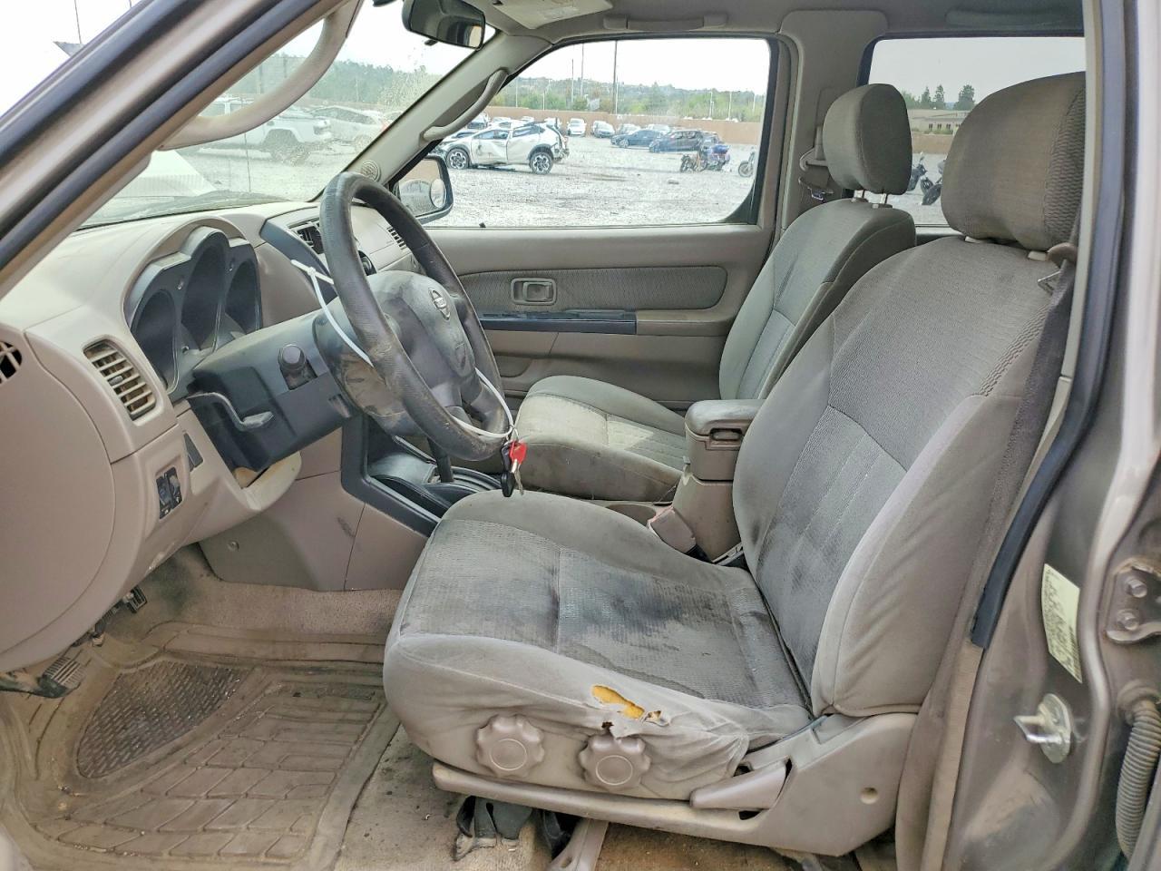 2004 NISSAN Frontier