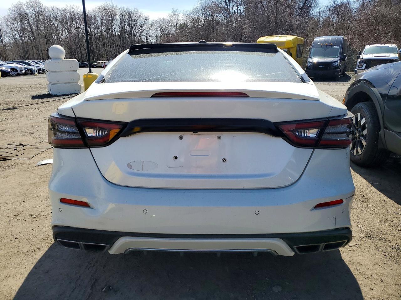 2019 NISSAN Maxima