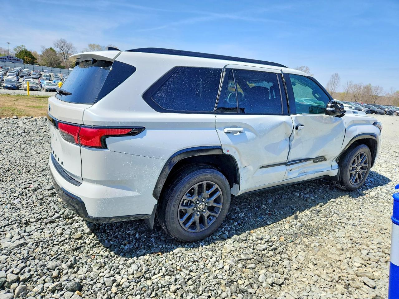 2023 TOYOTA Sequoia