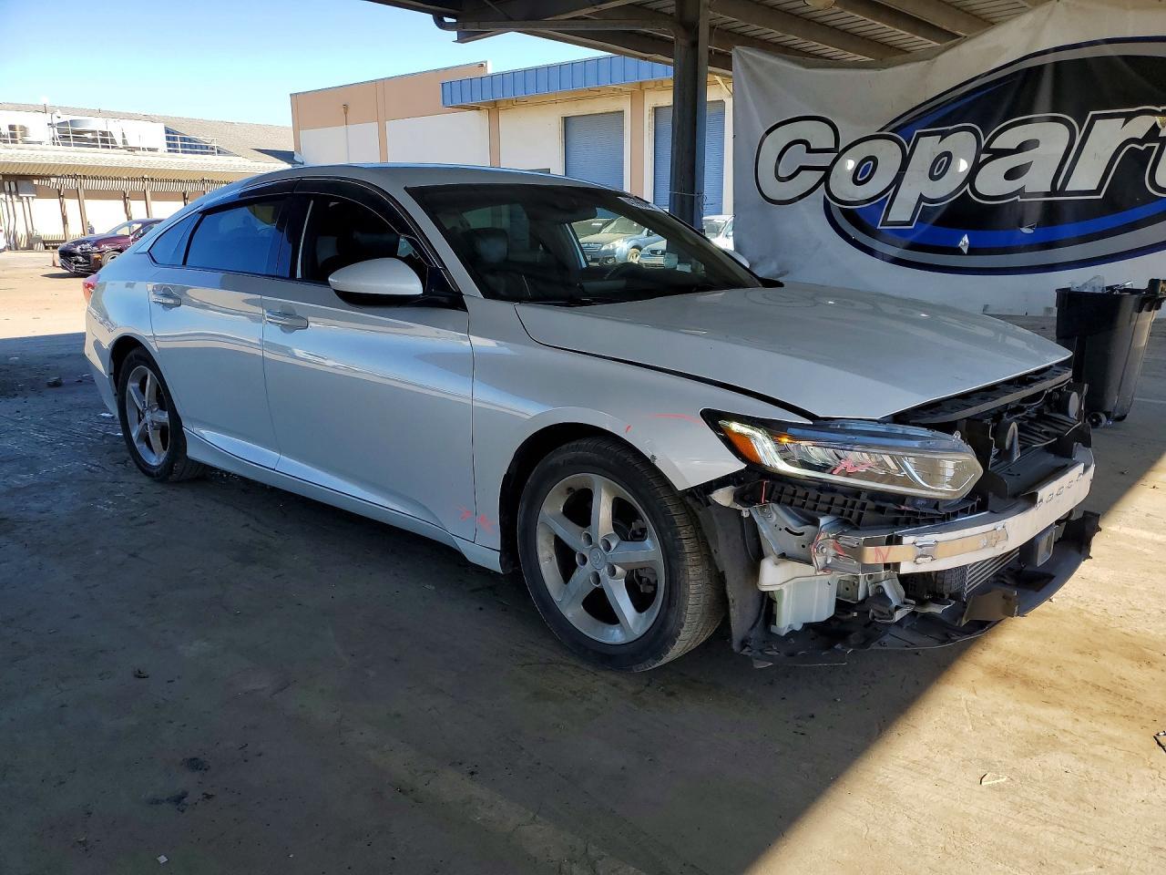 2019 HONDA ACCORD