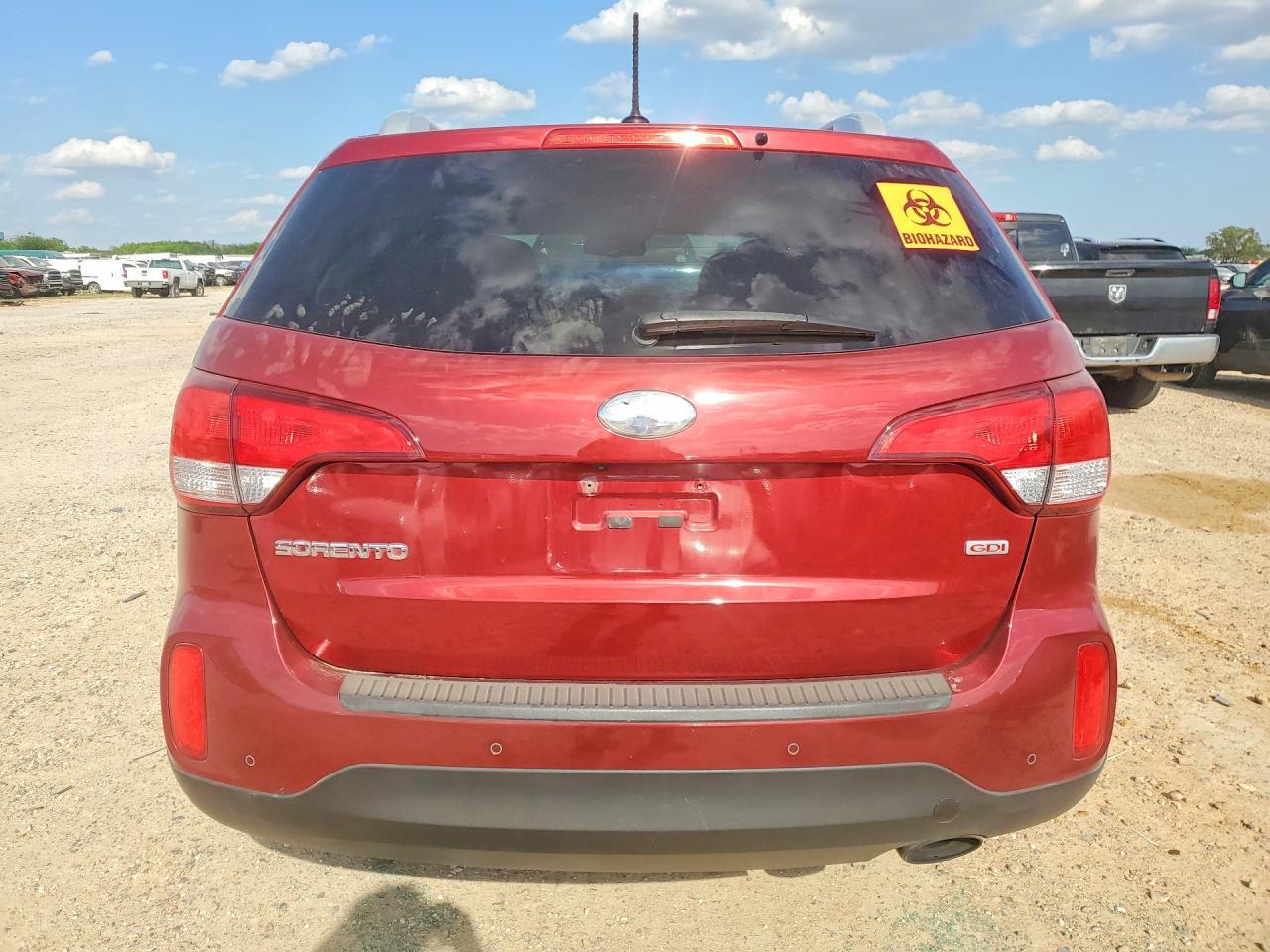 2015 KIA SORENTO