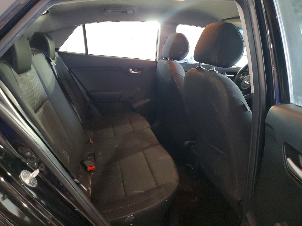 2018 KIA RIO