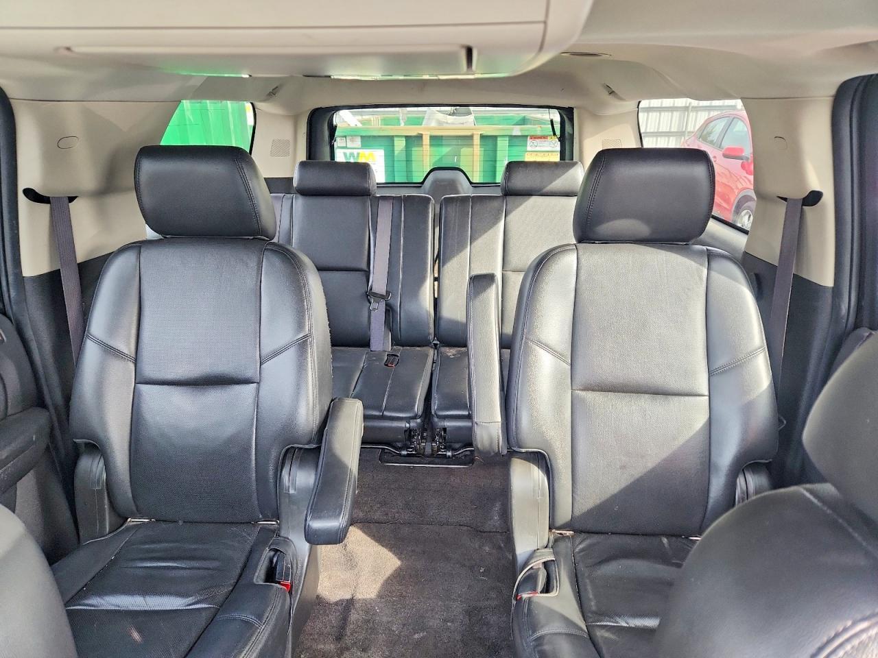2014 CHEVROLET Suburban