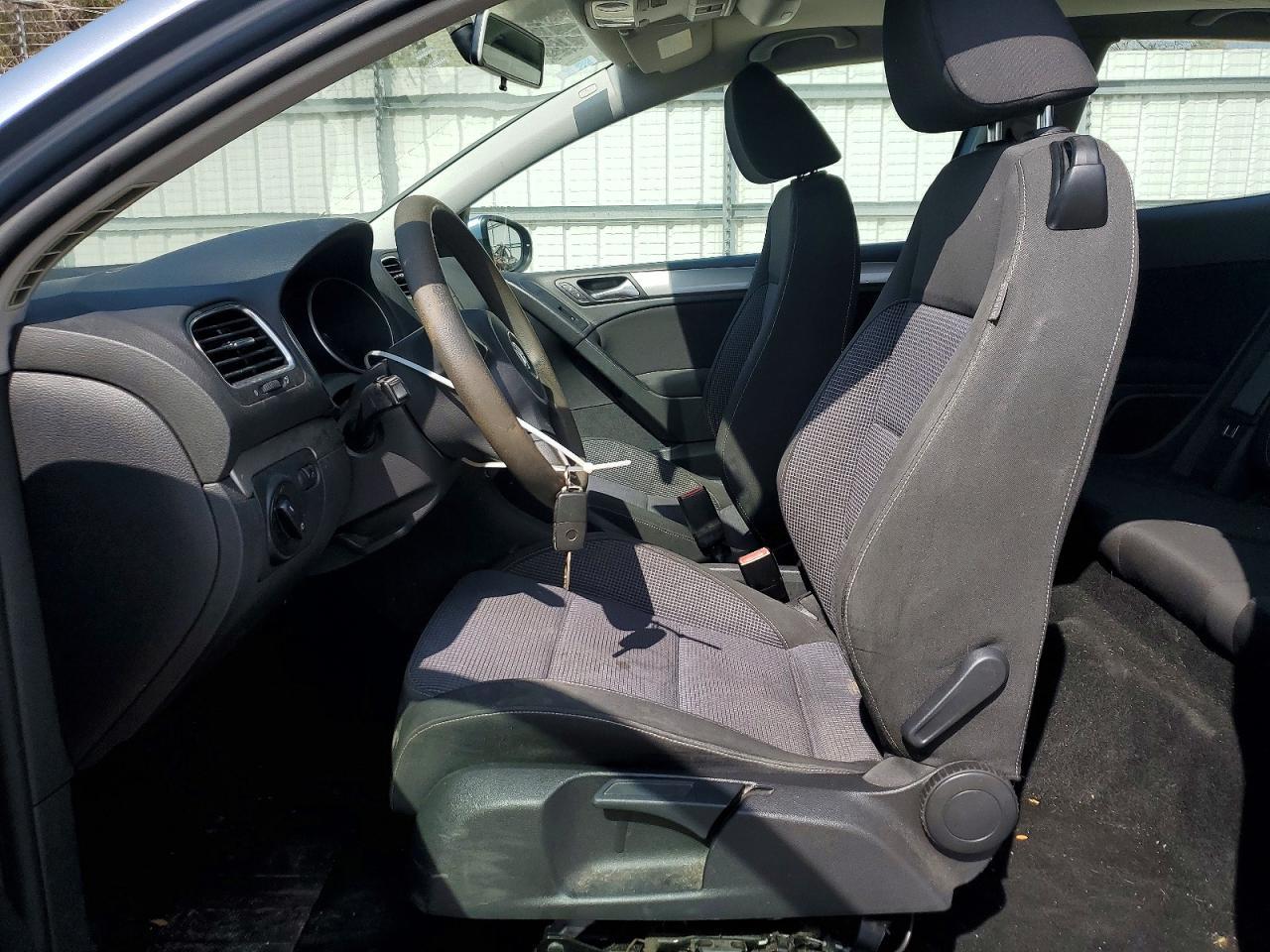 2012 VOLKSWAGEN GOLF