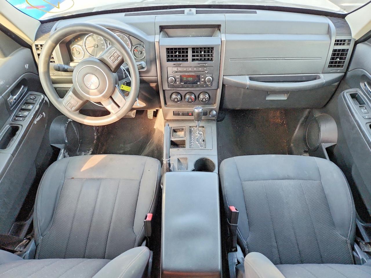 2012 JEEP Liberty