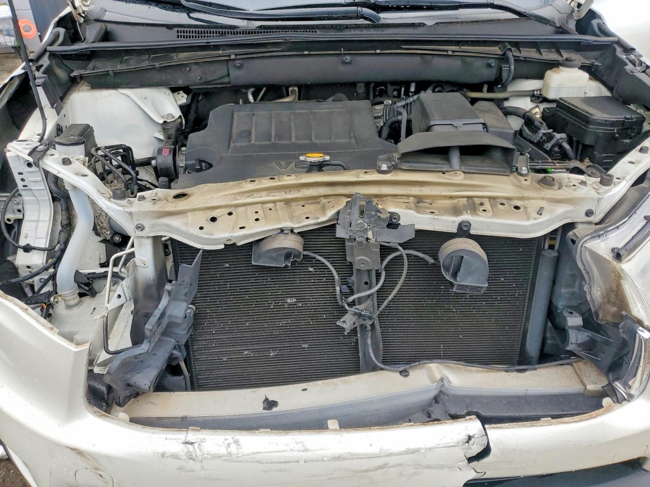2014 TOYOTA HIGHLANDER