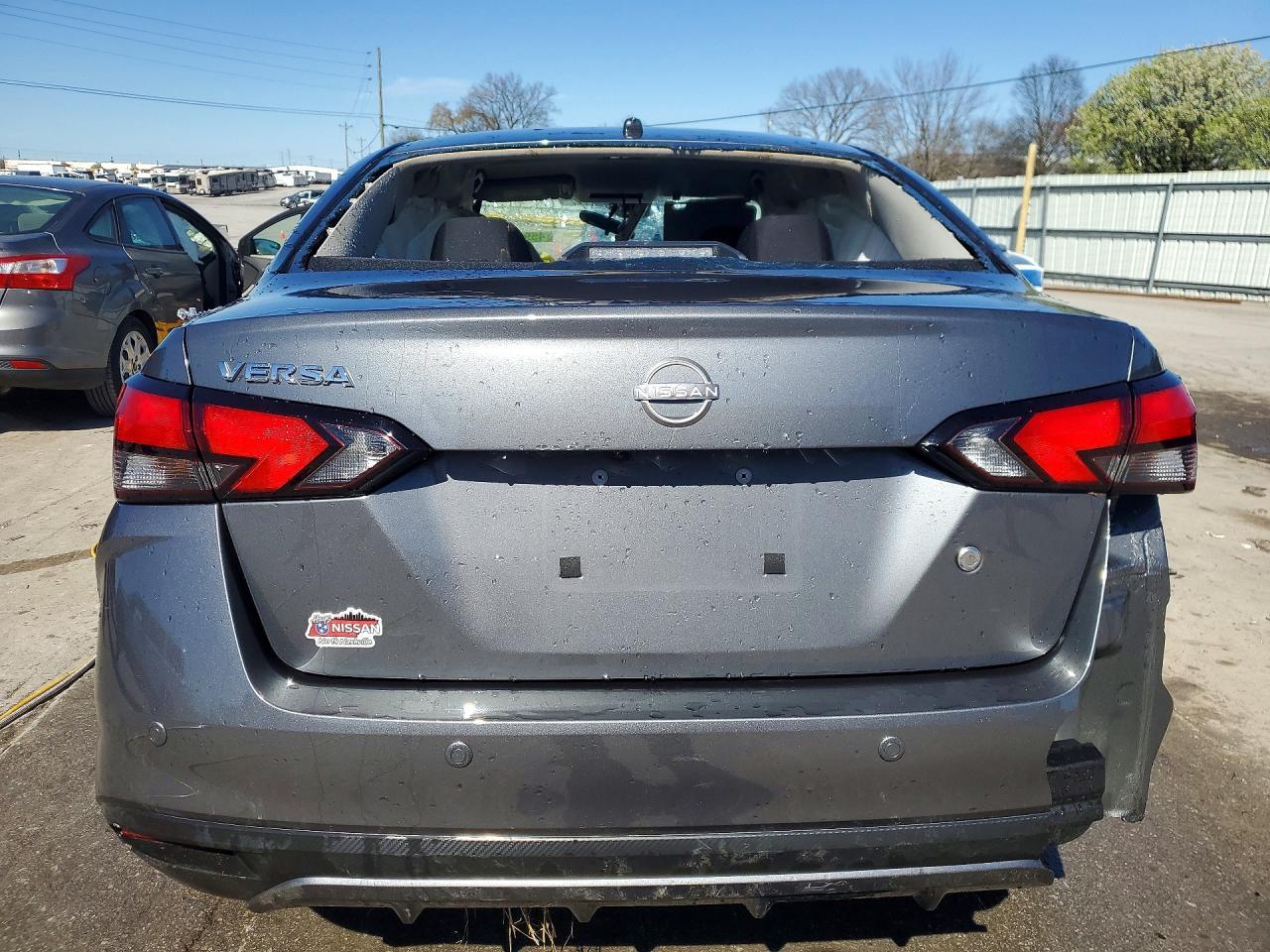 2025 NISSAN VERSA