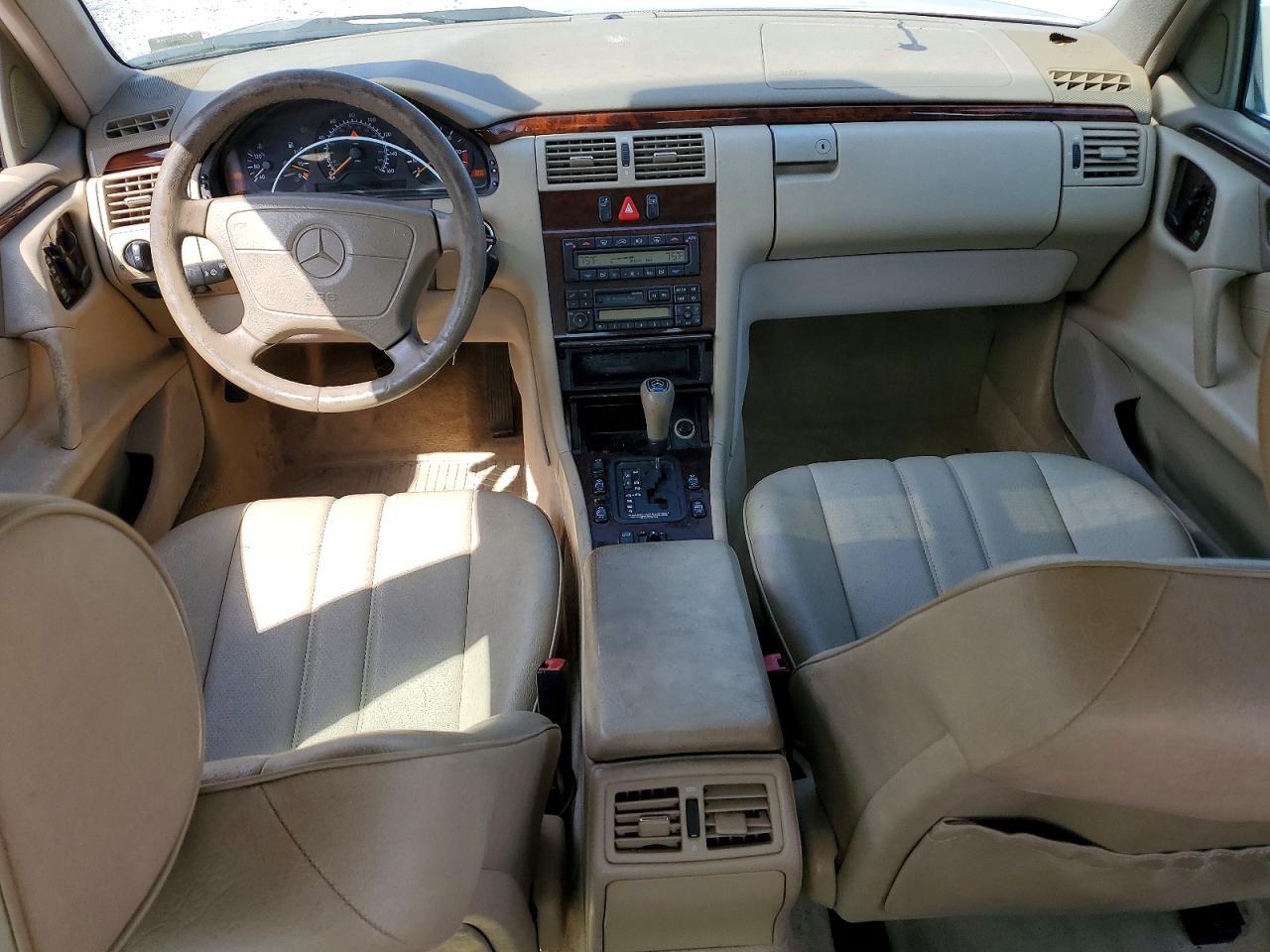1998 MERCEDES-BENZ E-Class