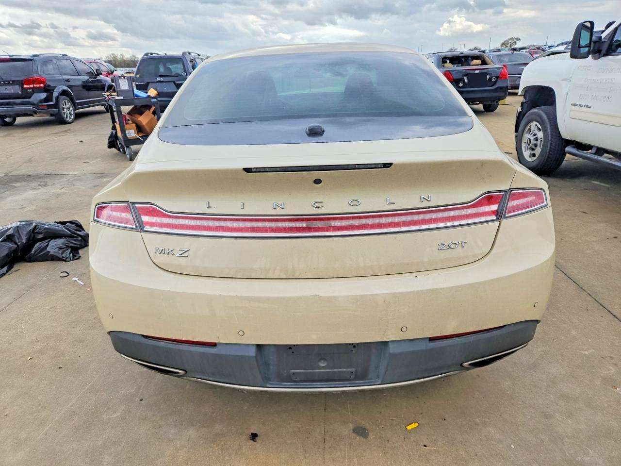 2018 LINCOLN MKZ
