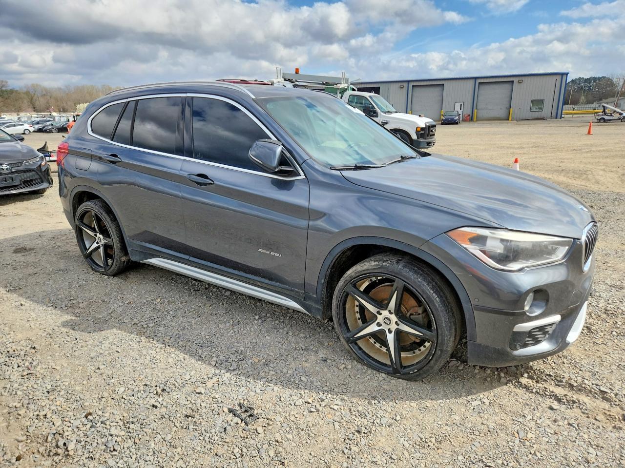 2016 BMW X1