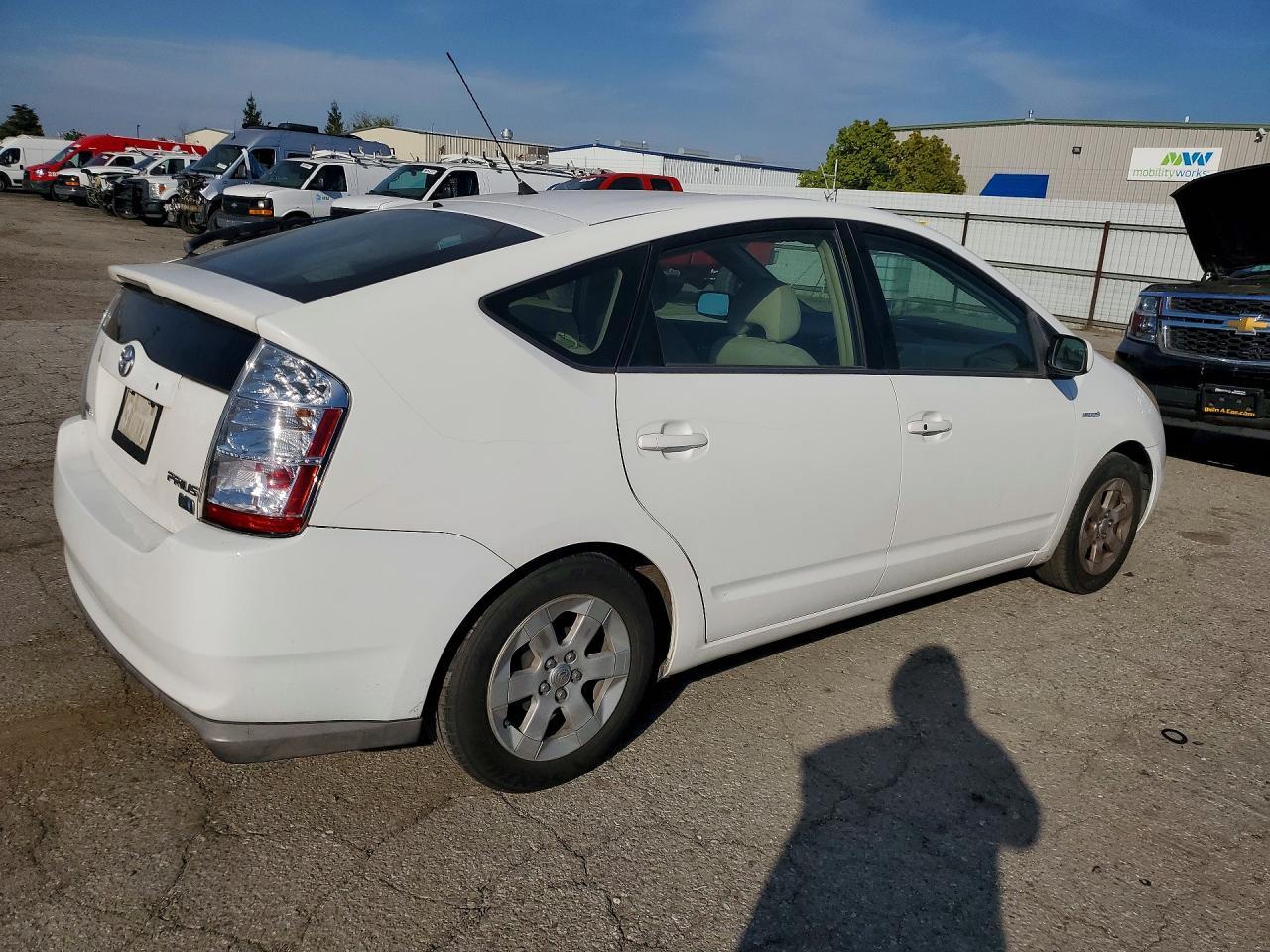 2009 TOYOTA PRIUS